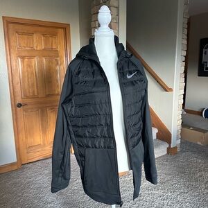 Nike Men's Black Puffer Jacket